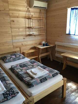Мотели Chernomorsky Mayak Черноморск Двухместный номер с 1 кроватью или 2 отдельными кроватями-4